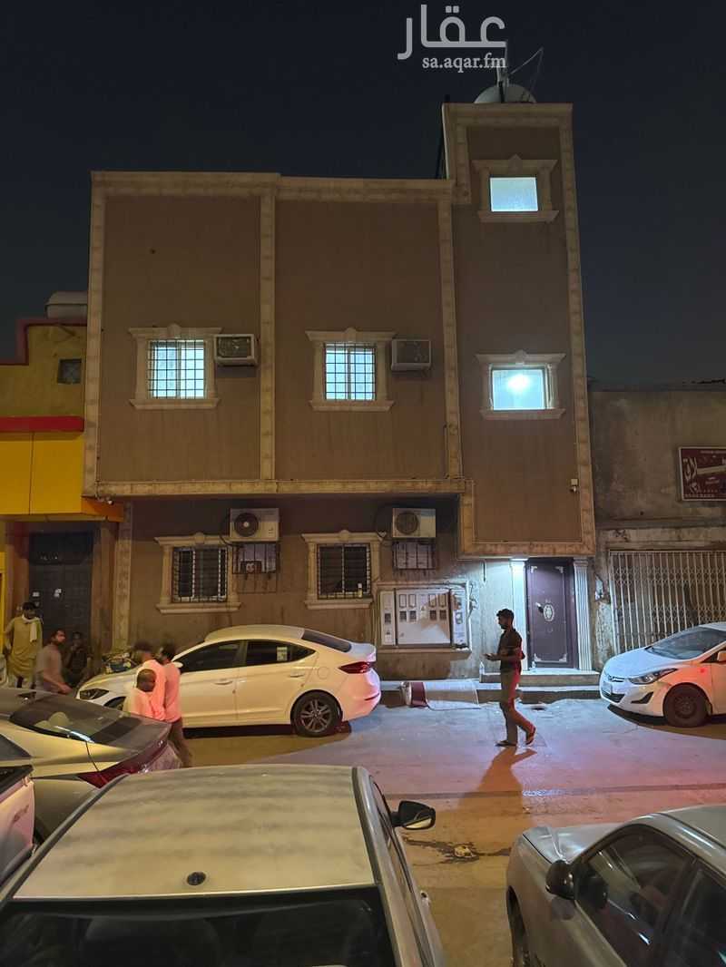 عقار 11 غرف في الصالحية، الرياض 10