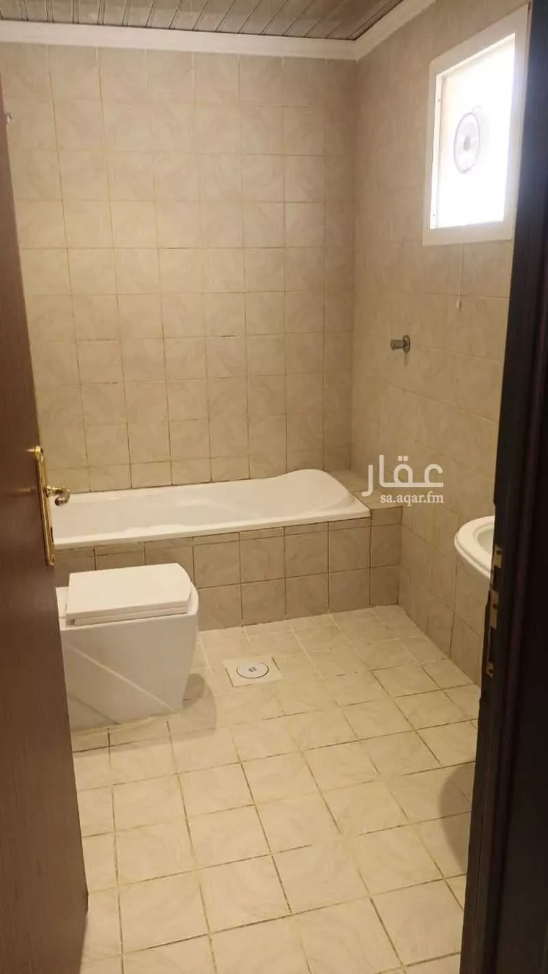 فيلا 4 غرف في الملك عبدالعزيز، الرياض 10