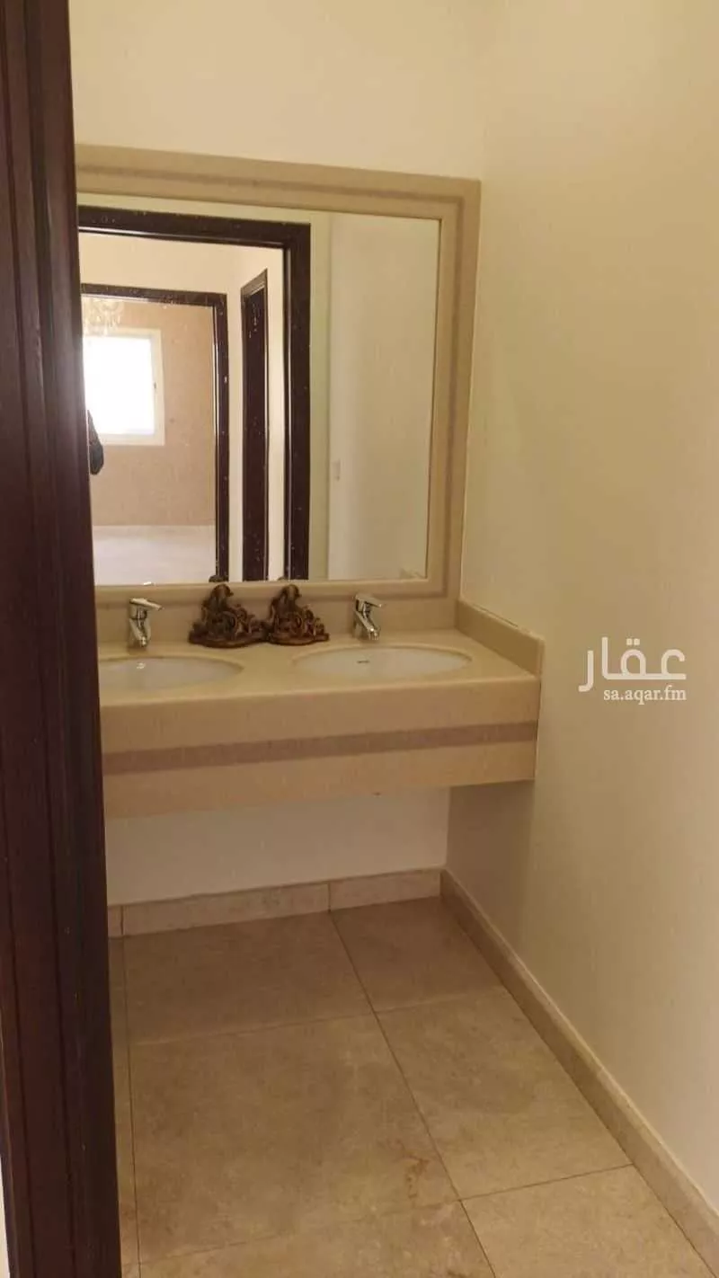 فيلا 4 غرف في الملك عبدالعزيز، الرياض 13