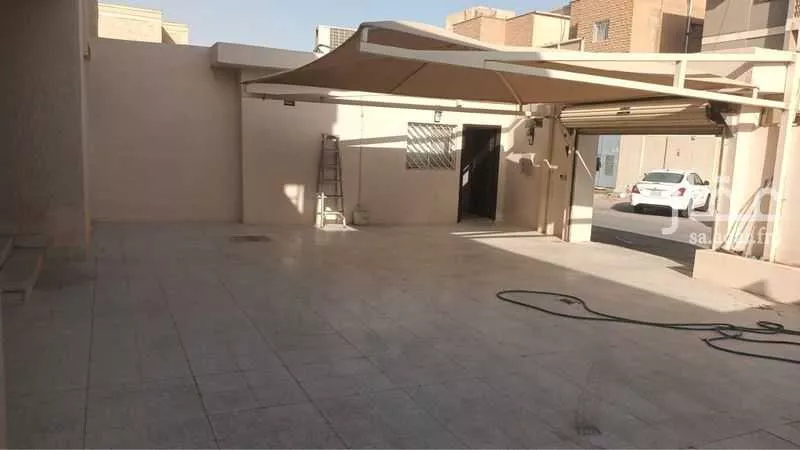 9 bedroom villa in Al Olaya, Riyadh 10