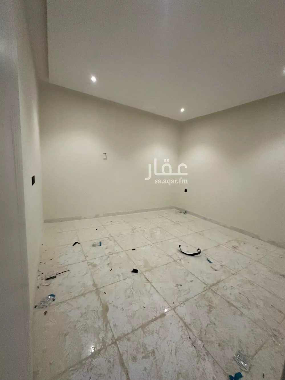 3000 sqm building in Al Rimal 1