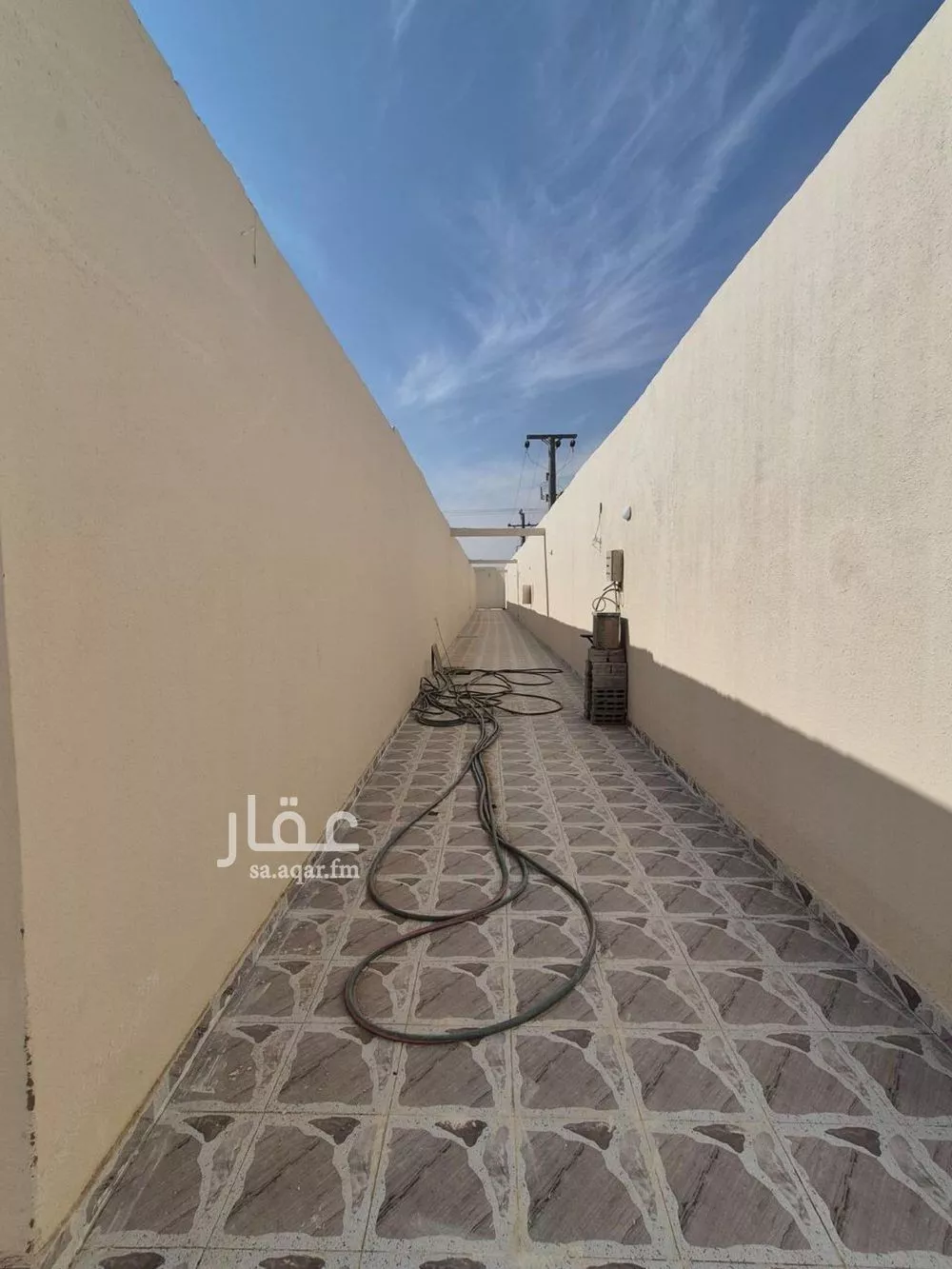 عمارة 2700 م² في الرمال 5