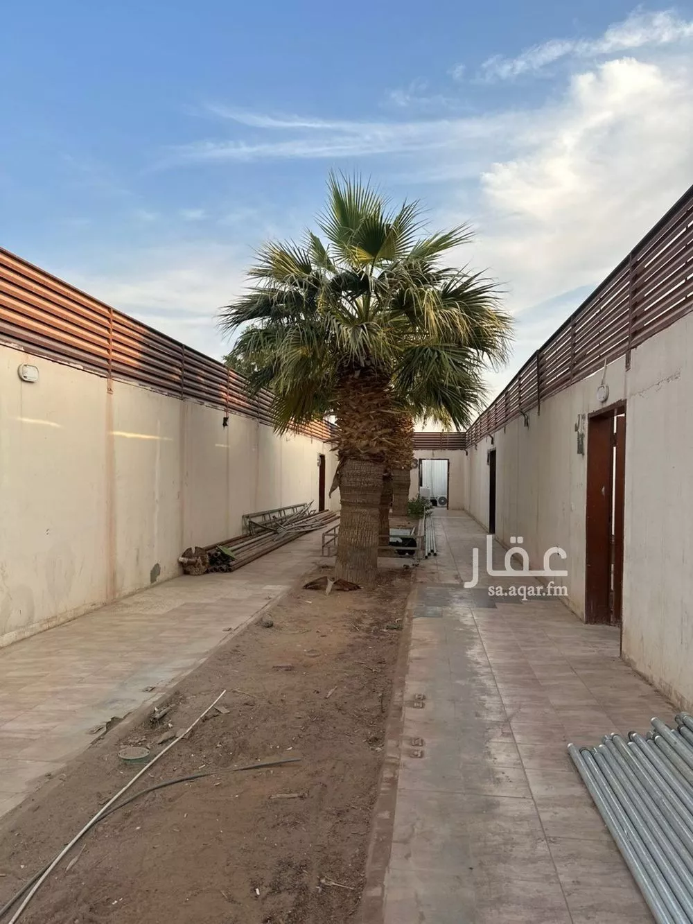 عمارة 2000 م² في الرمال 5