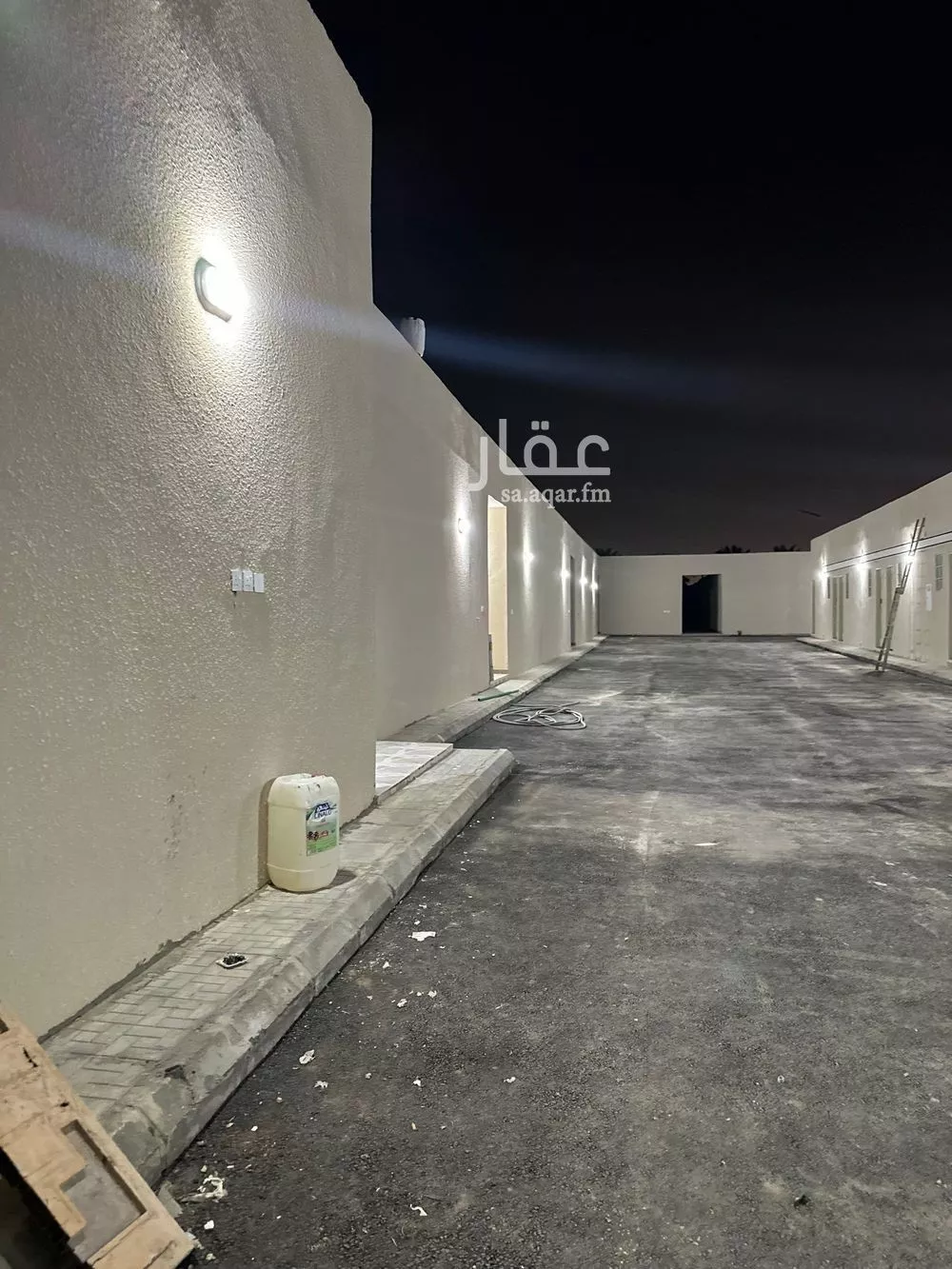 عمارة 10000 م² في الرمال 5