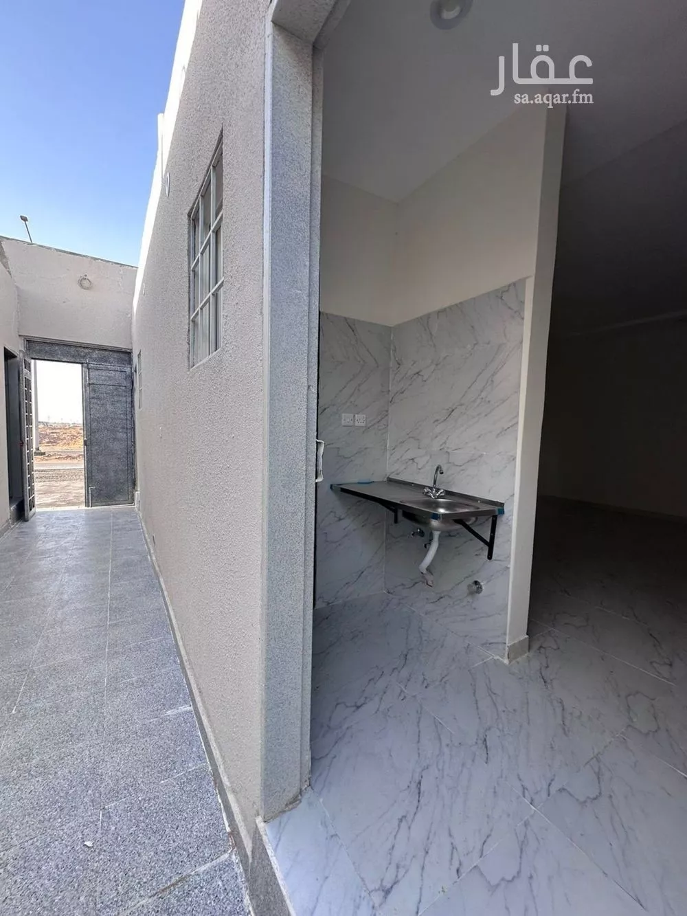 شقة 1 غرف في الرمال 2