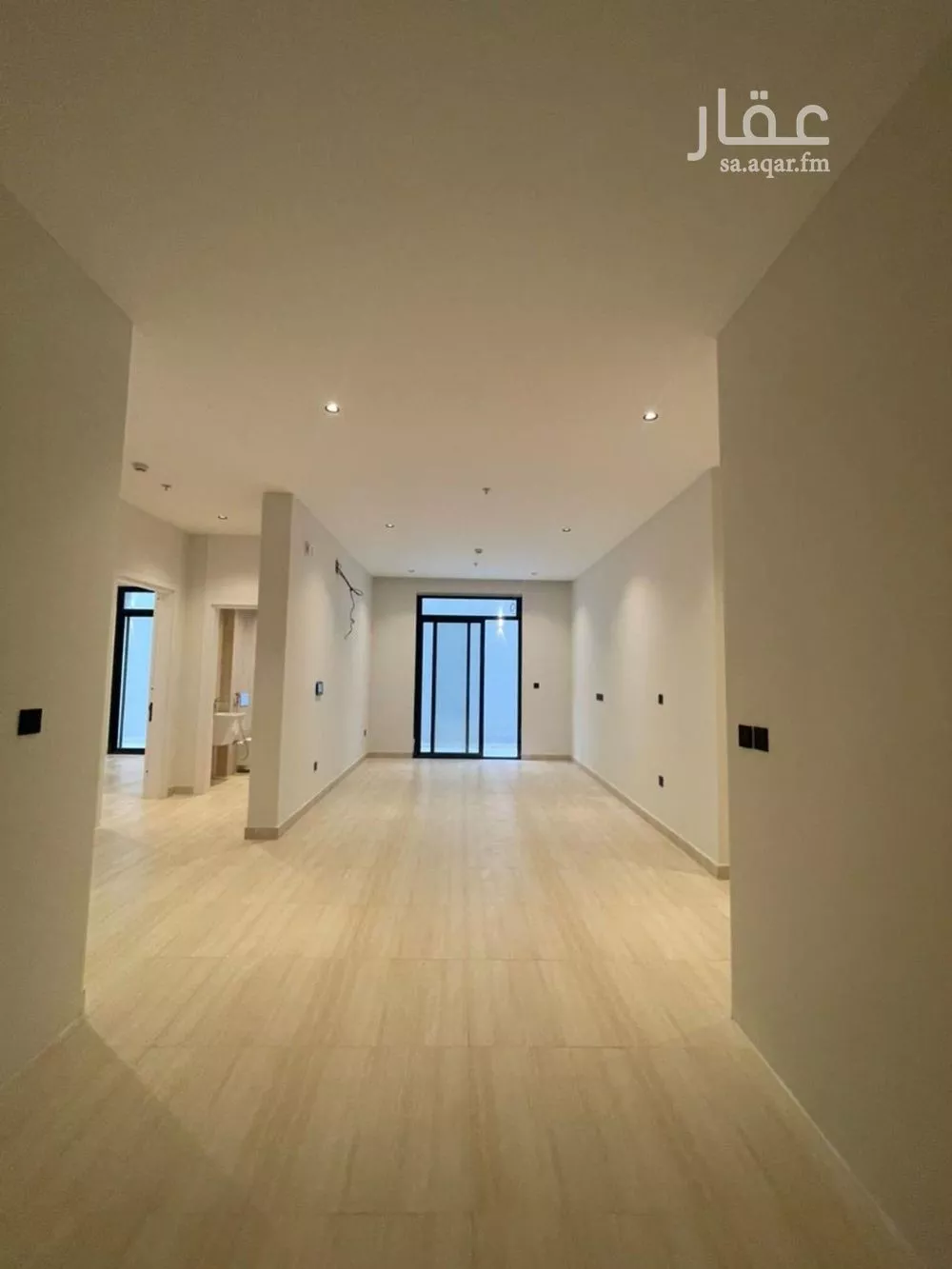 شقة 4 غرف في الرمال 2