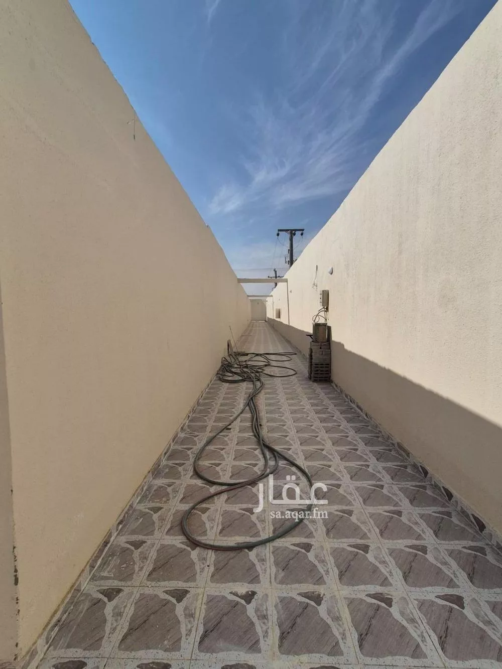 عمارة 2700 م² في الرمال 2