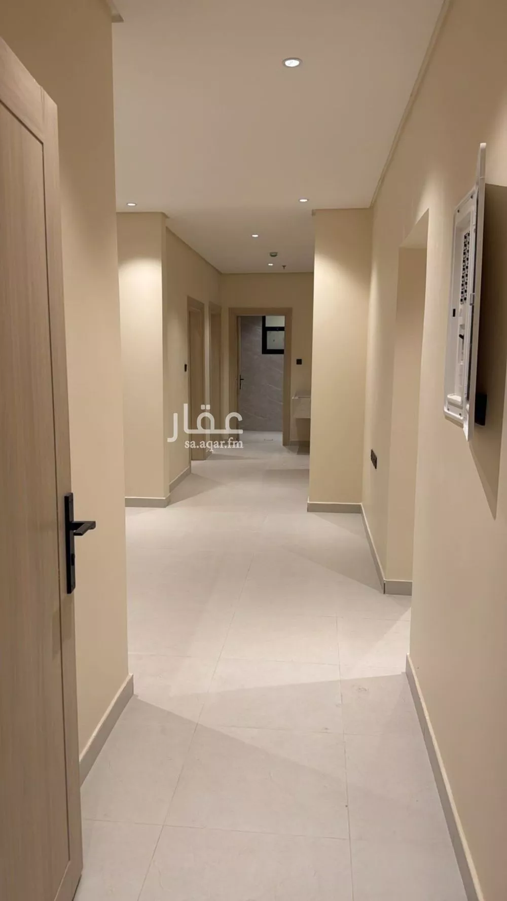 شقة 4 غرف في الرمال 5