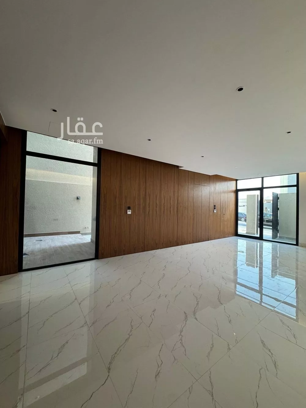 فيلا 7 غرف في النرجس 4