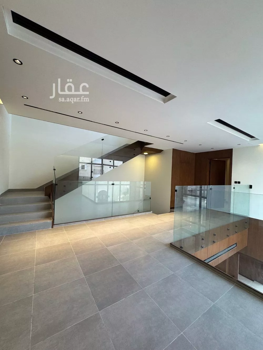 فيلا 7 غرف في النرجس 3