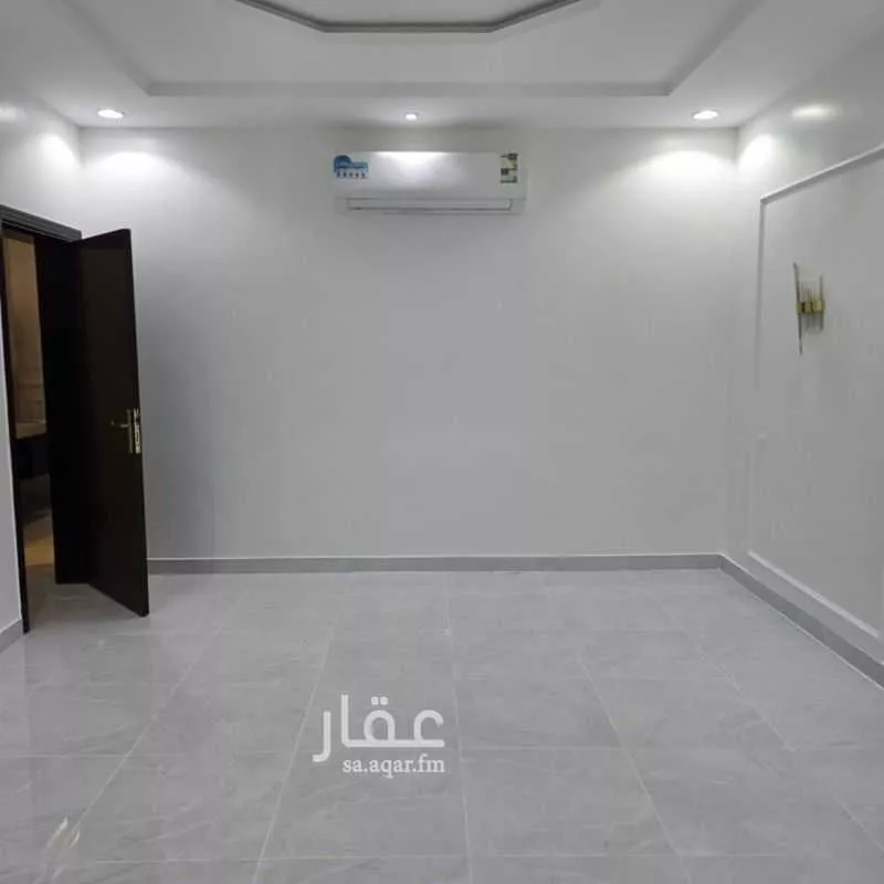 شقة 5 غرف في الصفا 5