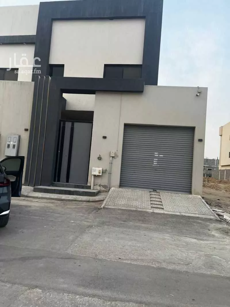 فيلا 7 غرف في العارض 2