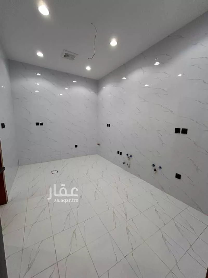 3 bedroom apartment in Al Nuzhah 5