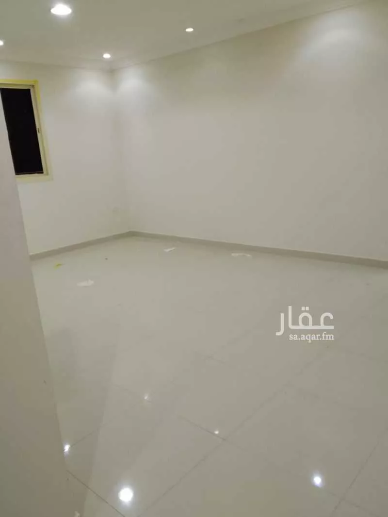 8 bedroom apartment in Tuwaiq 4