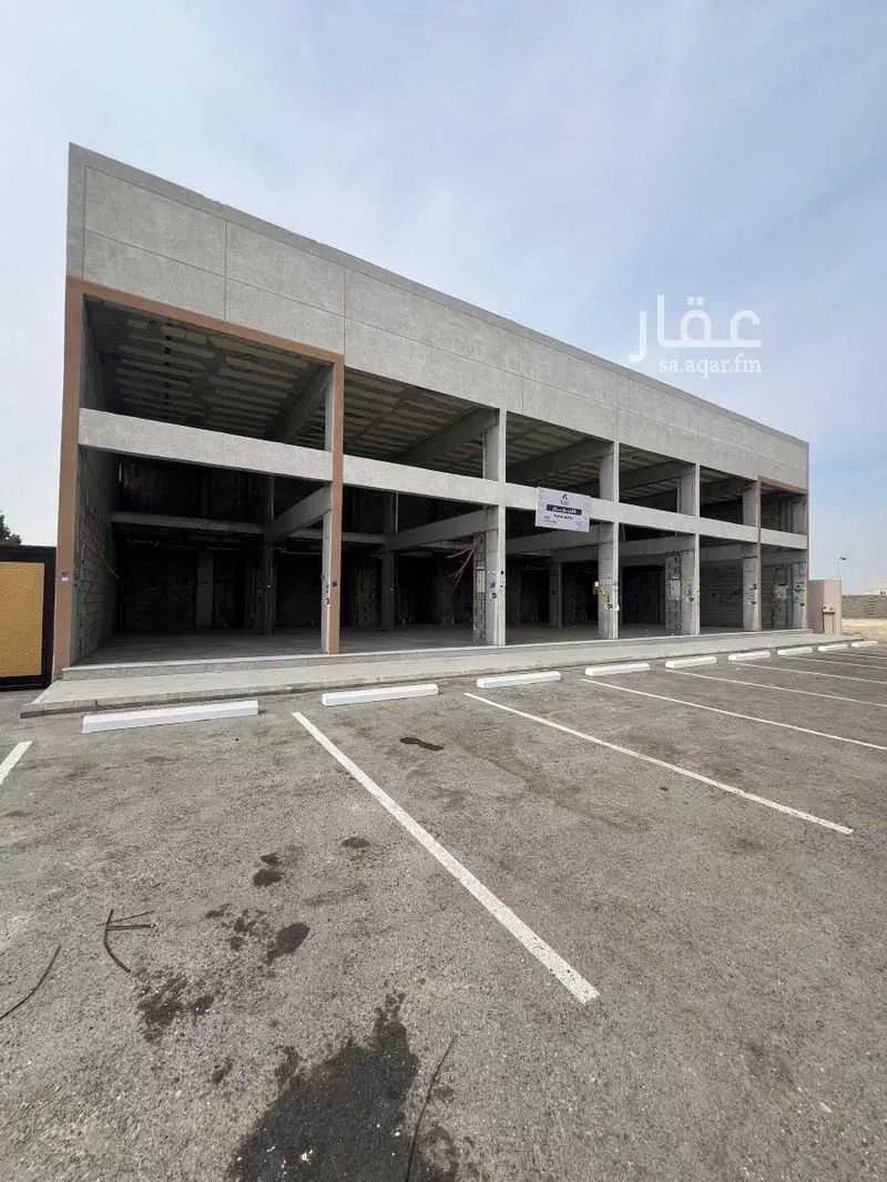 900 sqm shop in As Sawari 2