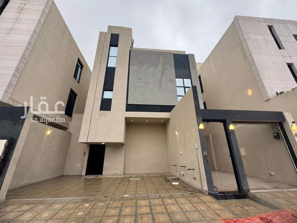 دور 4 غرف في العارض 1