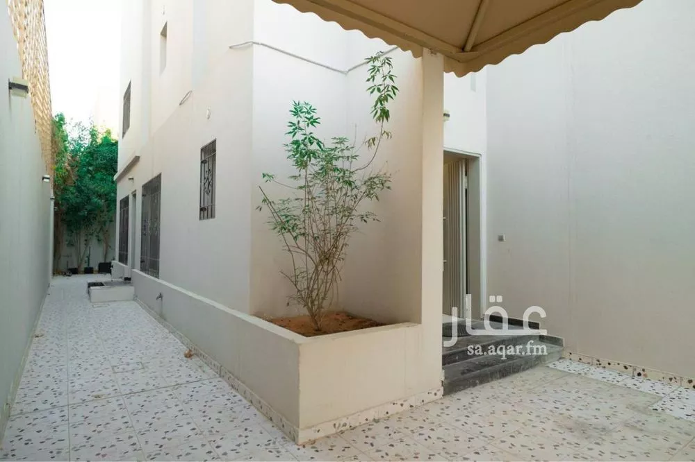 فيلا 5 غرف في النرجس 2