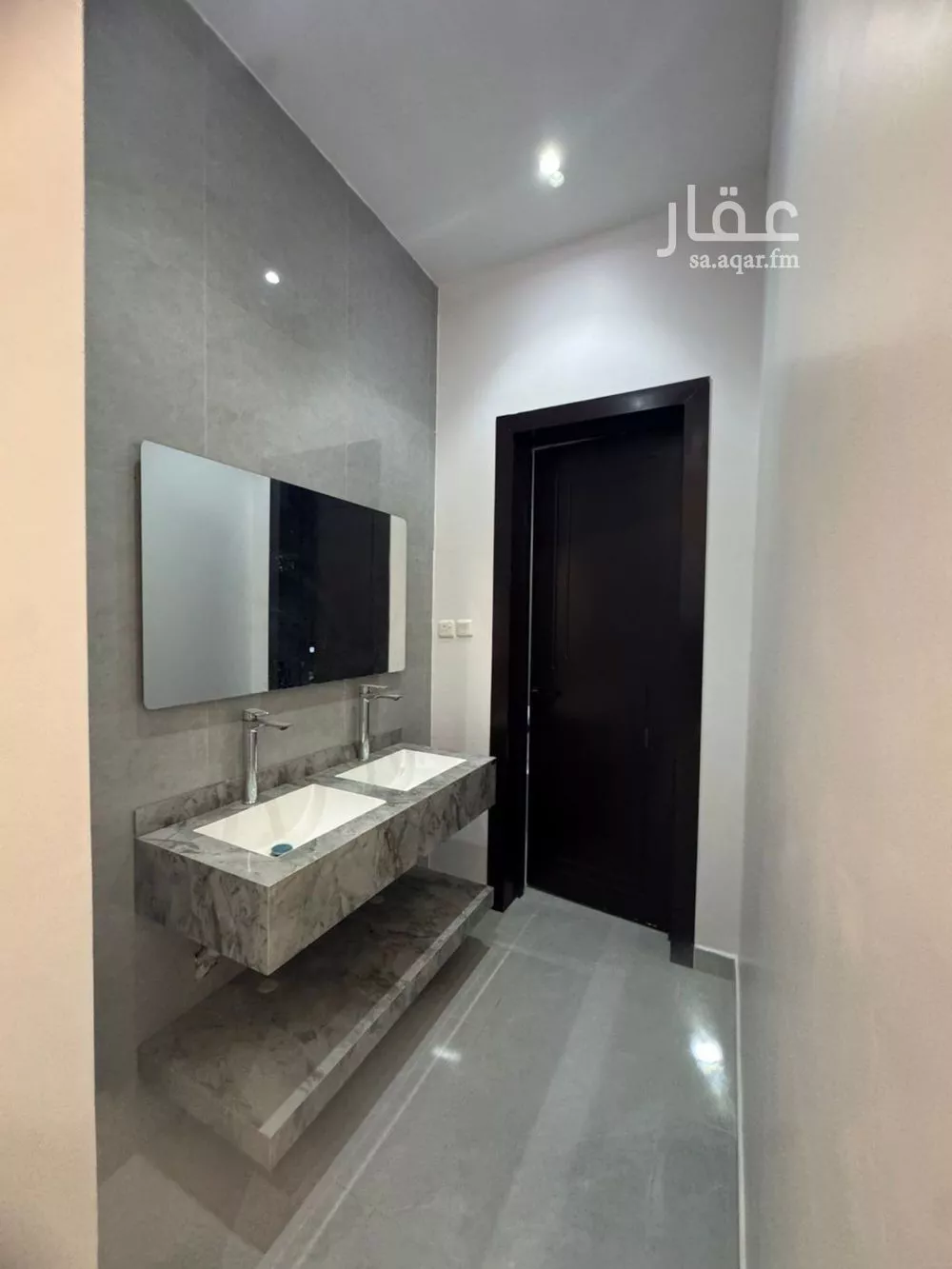 4 bedroom floor in Al Aridh 5
