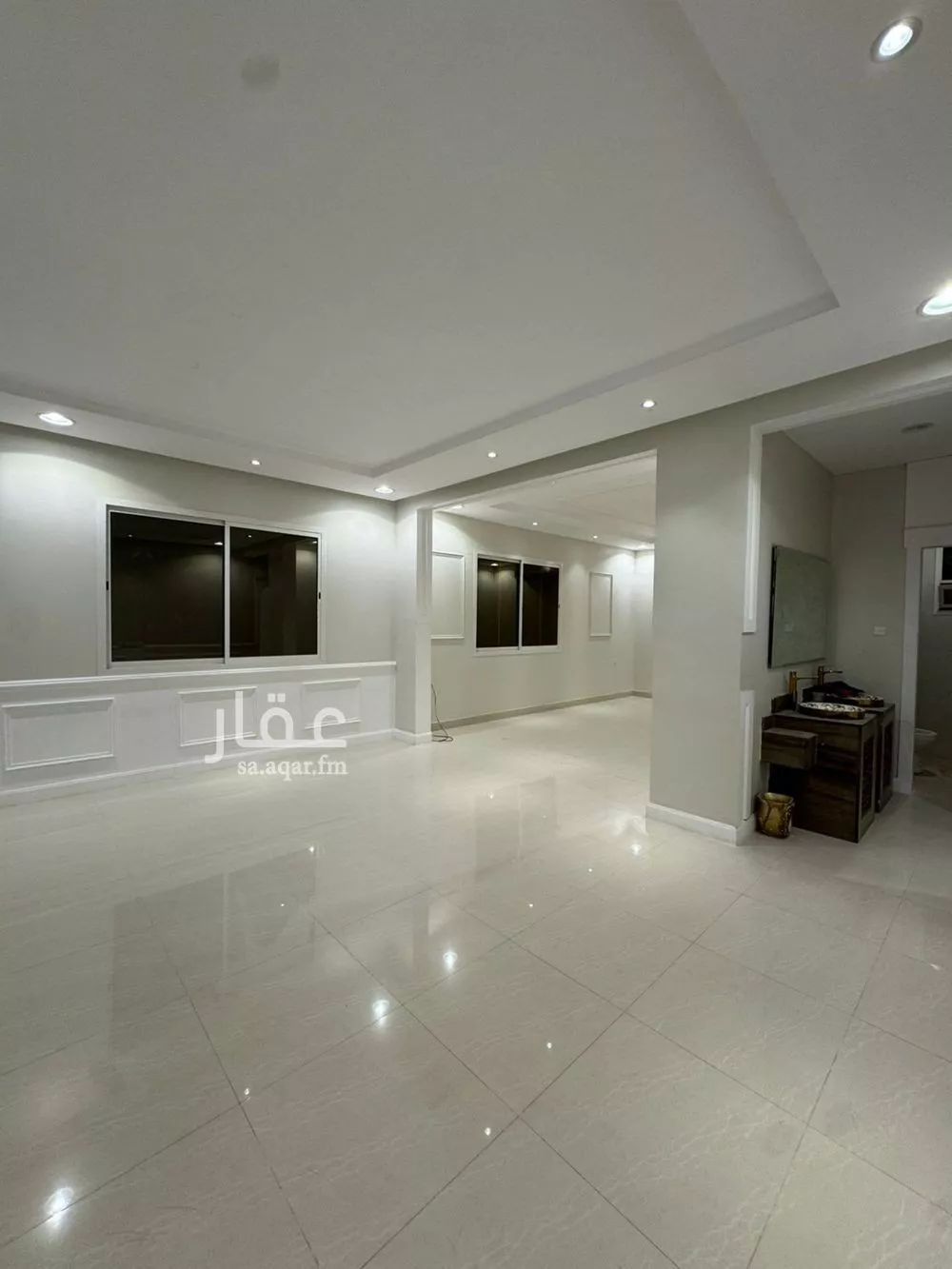 فيلا 7 غرف في العارض 2