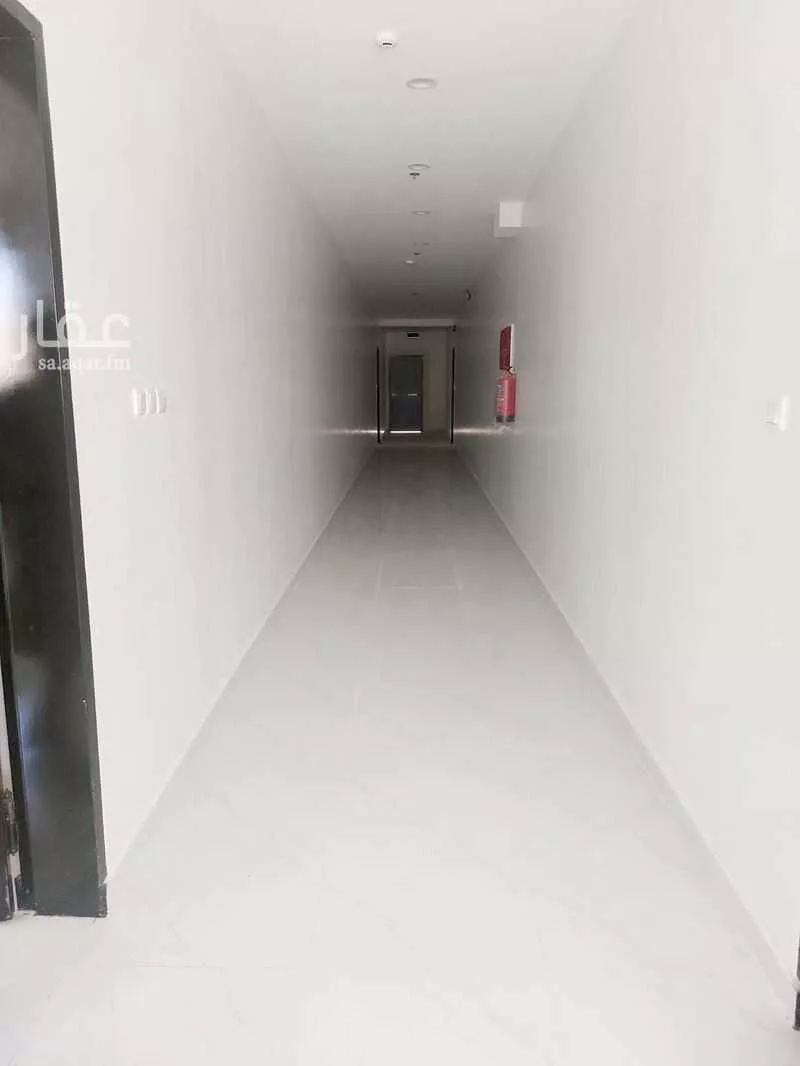 عمارة 958 م² في القادسية 5