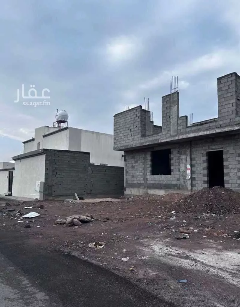 7 bedroom floor in Al Matar 4