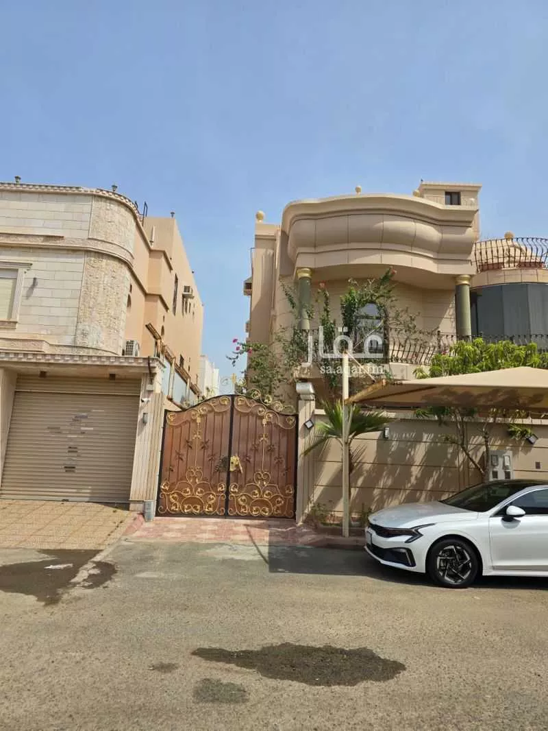 6 bedroom villa in Al Basateen 2