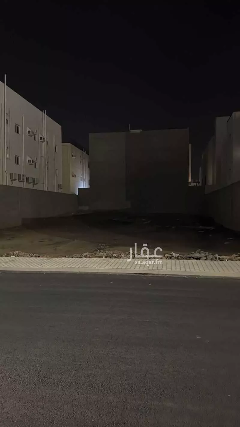 أرض 800 م² في شوران 3