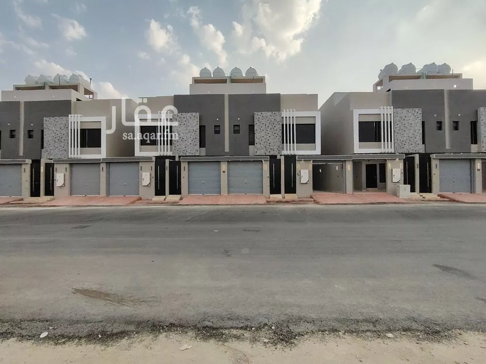 5 bedroom floor in Badr 4