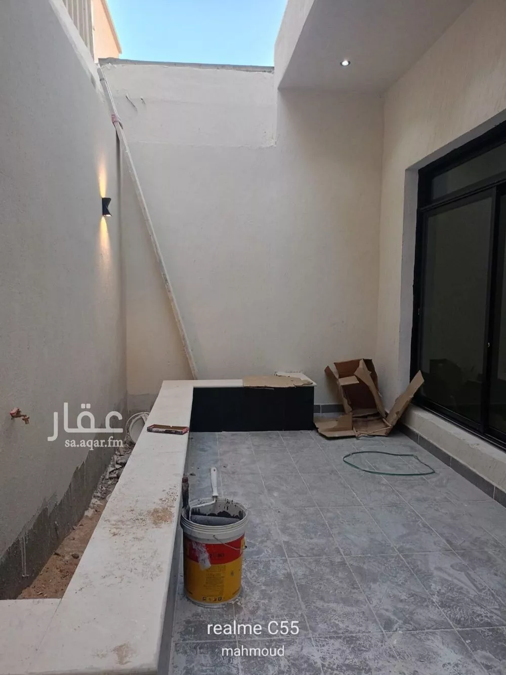 3 bedroom floor in As Suwaidi 5