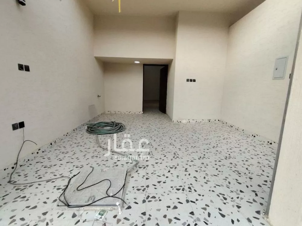 4 bedroom floor in Taibah 4