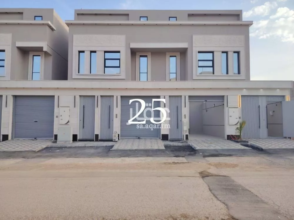 3 bedroom floor in Dhahrat Namar 1