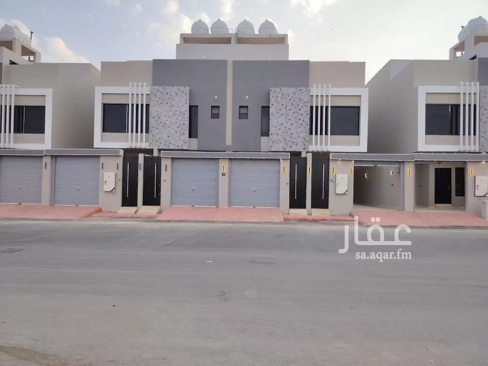 5 bedroom floor in Badr 1