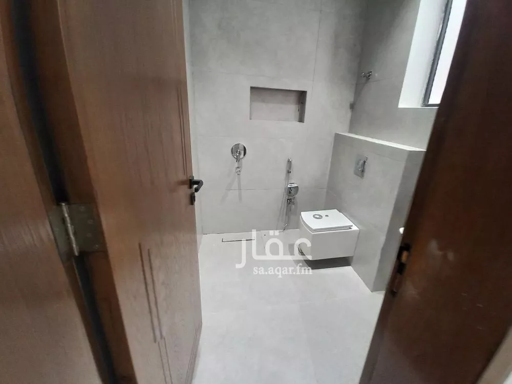 3 bedroom floor in Tuwaiq 5