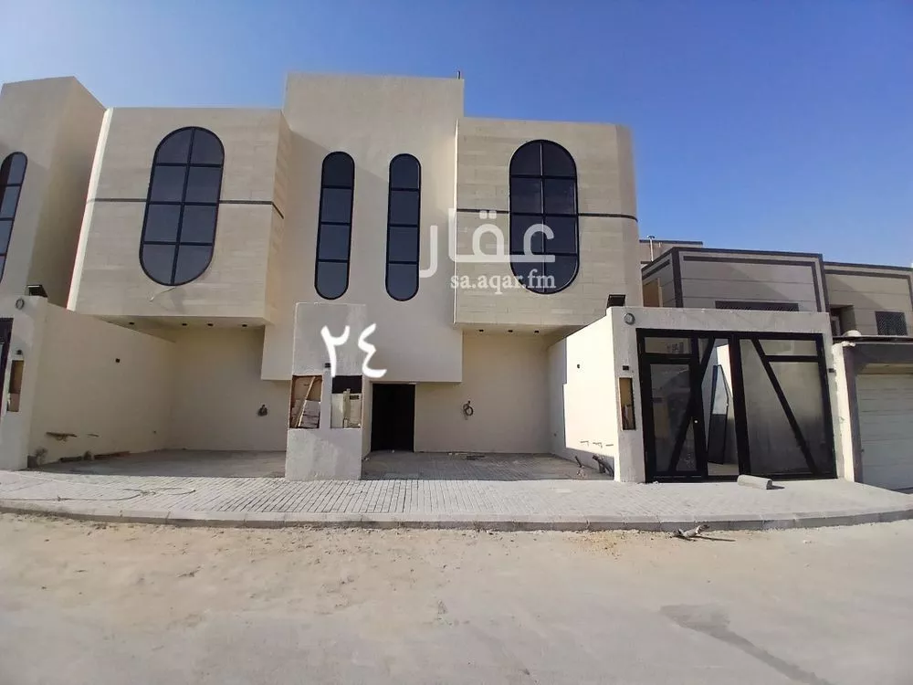 3 bedroom floor in As Suwaidi Al Gharabi 1