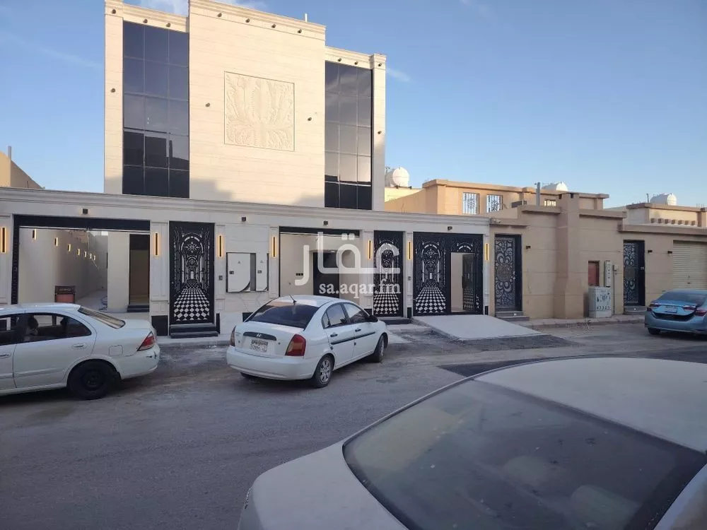 5 bedroom floor in Badr 3