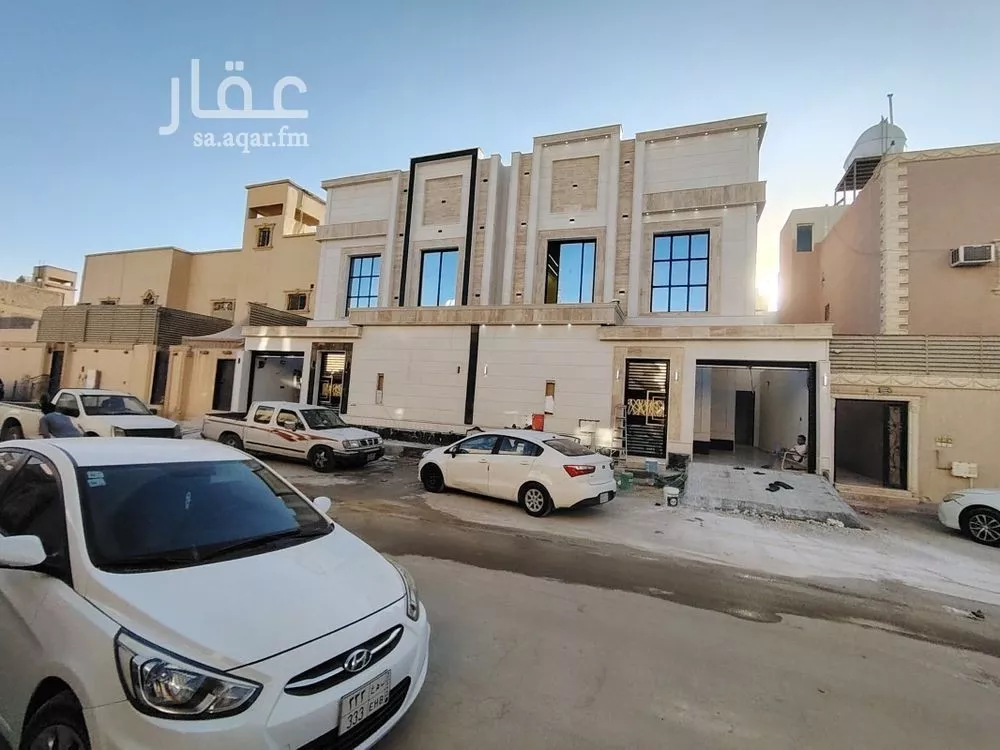 5 bedroom villa in Al Uraija Al Gharbiyah 3