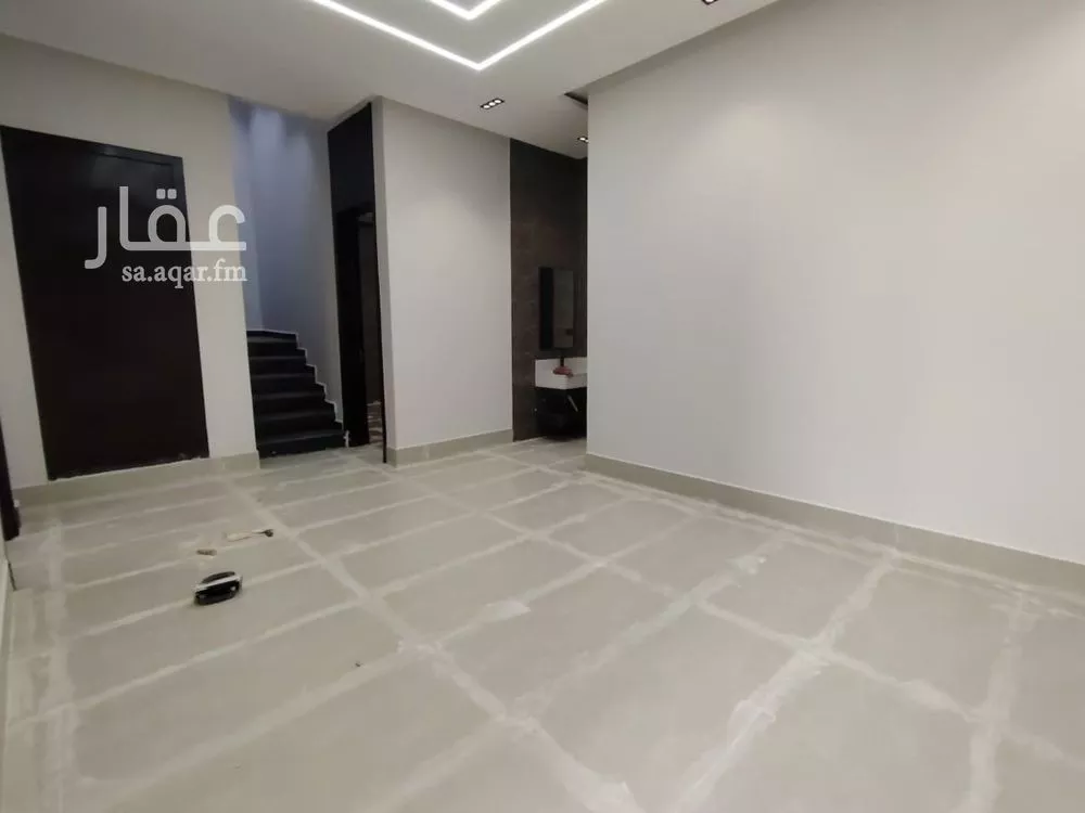 فيلا 4 غرف في العريجاء الغربية، الرياض 6