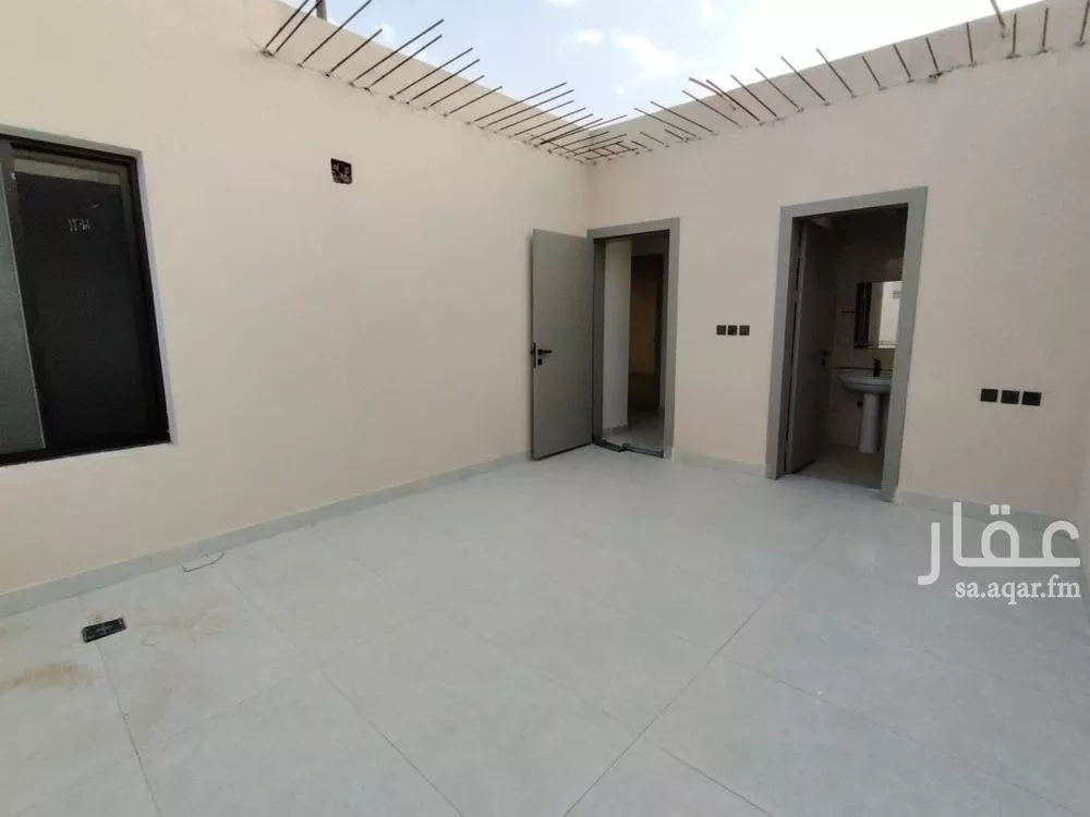5 bedroom floor in Badr 5