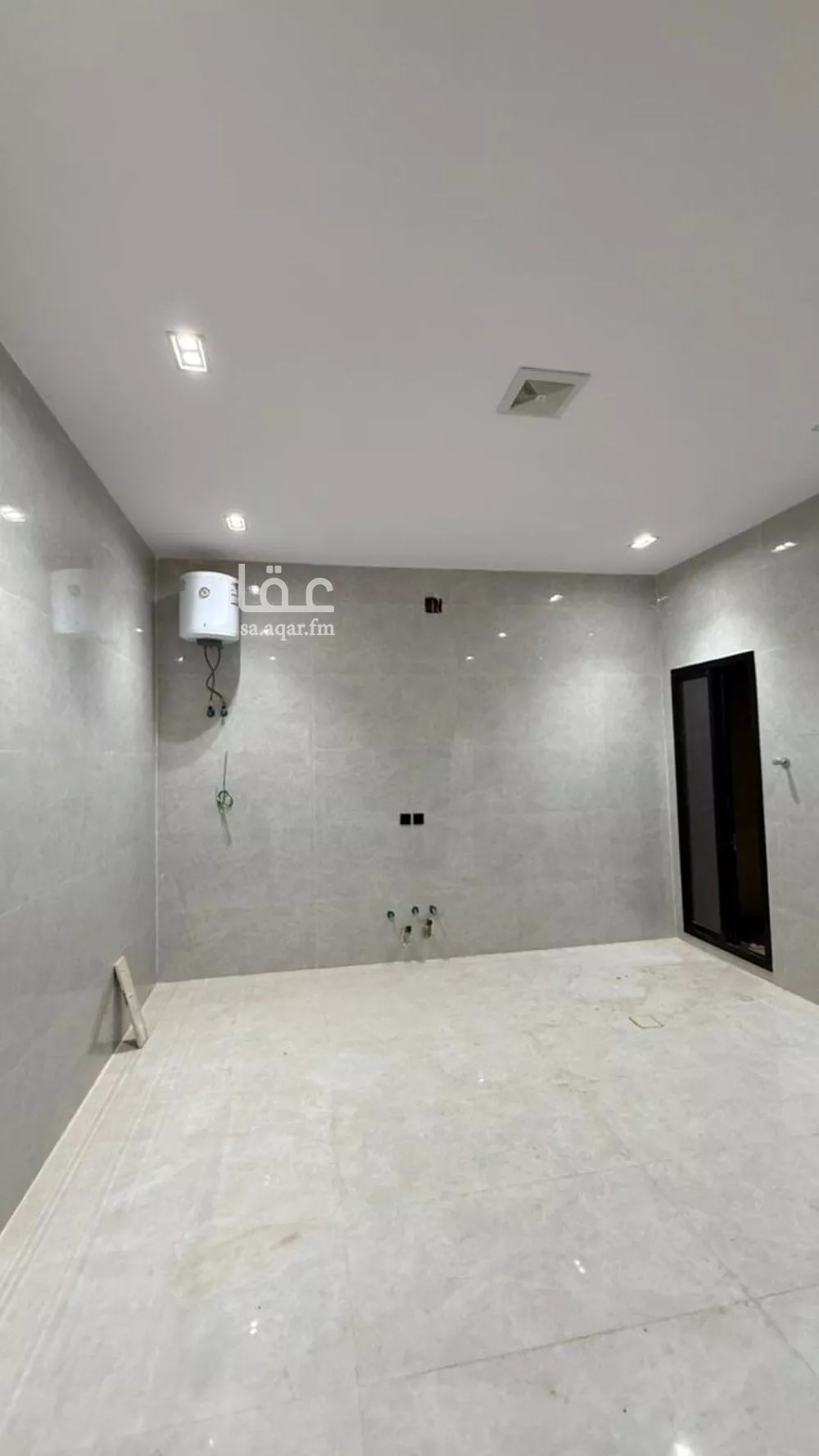 5 bedroom floor in Al Janadriyah 5