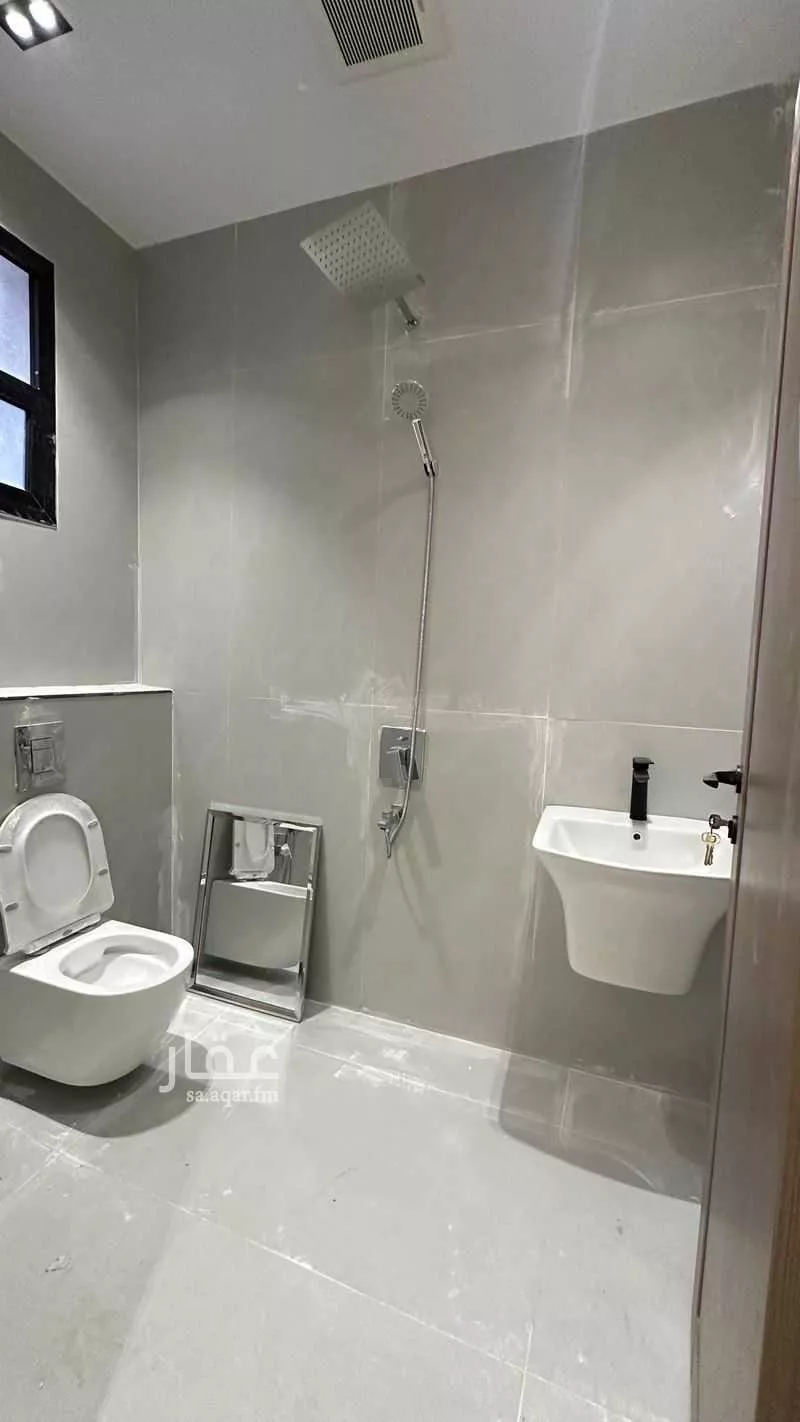 7 bedroom villa in Ash Sharq, Riyadh 11