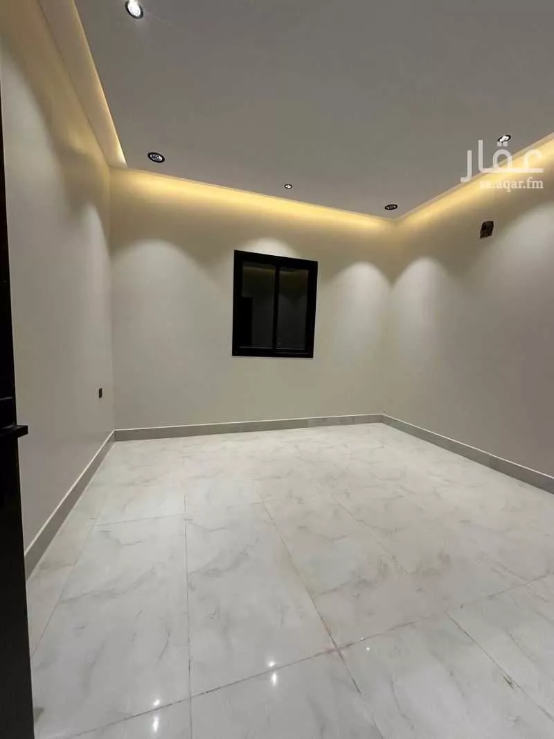 5 bedroom floor in Al Rimal 1
