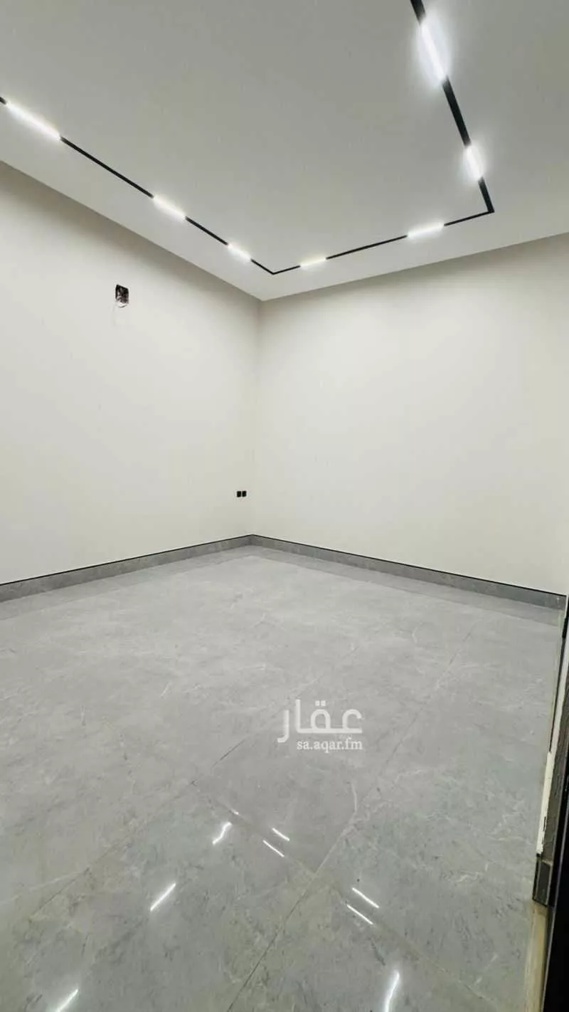 فيلا 7 غرف في الشرق 5