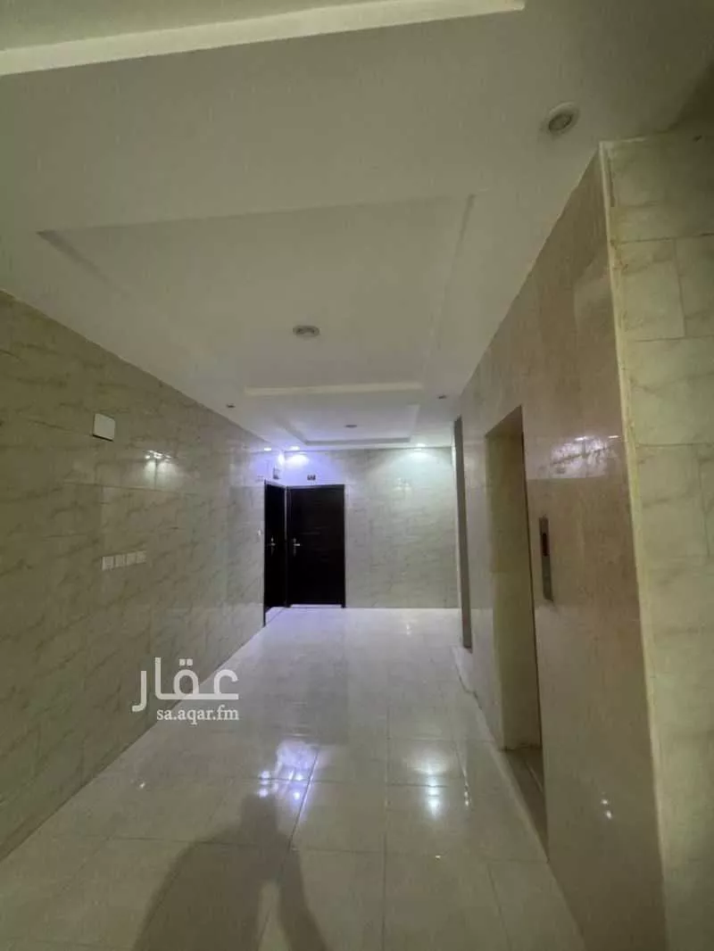 شقة 4 غرف في بطحاء قريش 3