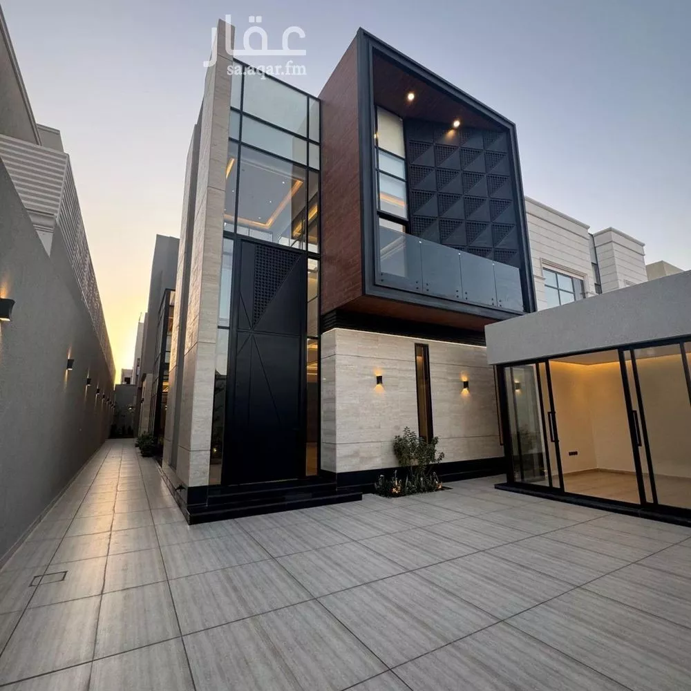 فيلا 5 غرف في الملقا 3