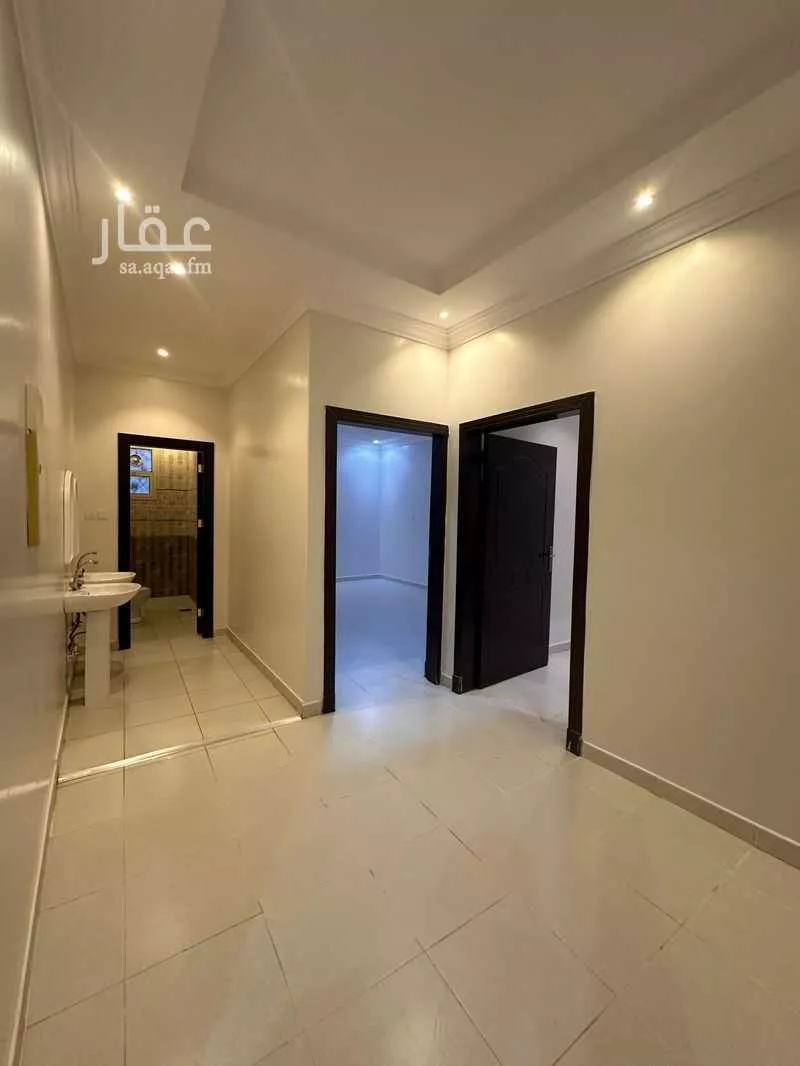 4 bedroom apartment in Al Qairawan 1
