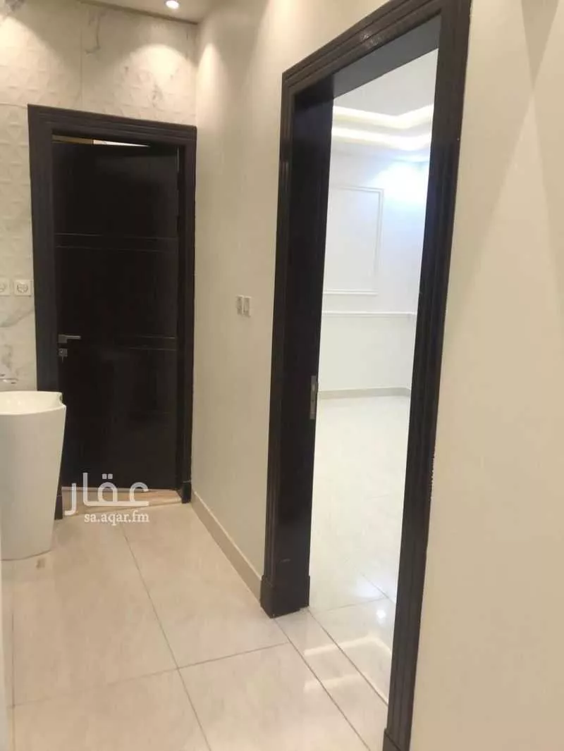 4 bedroom apartment in Irqah, Riyadh 5