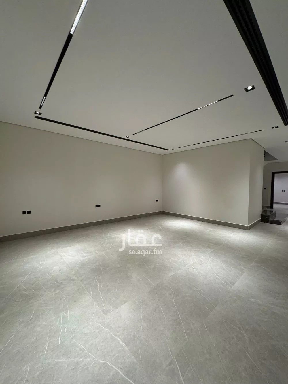 فيلا 5 غرف في النرجس 5