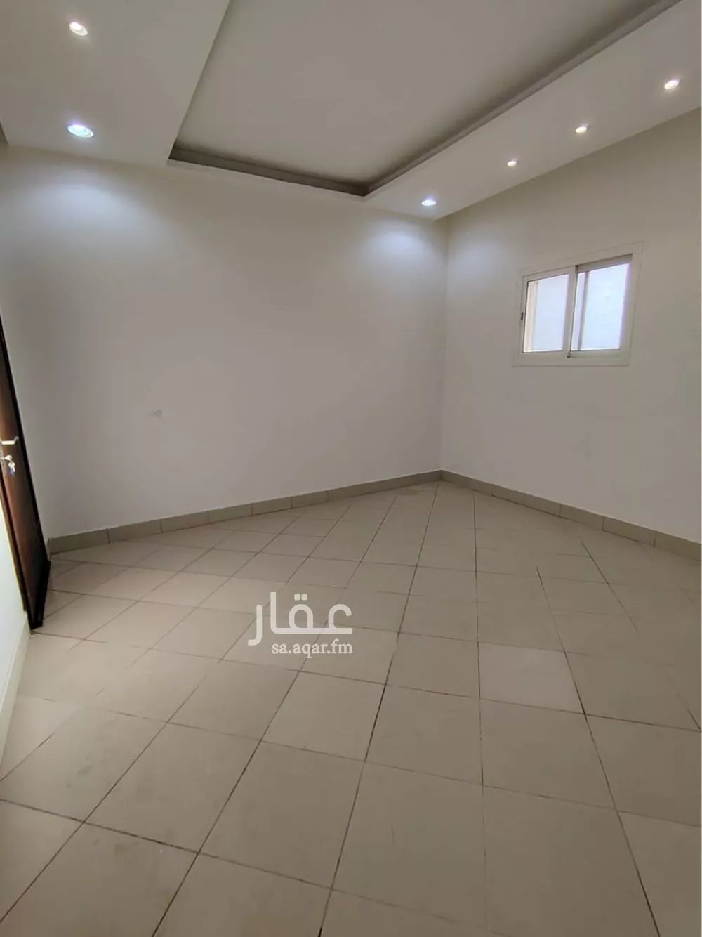 شقة 1 غرف في العارض 4