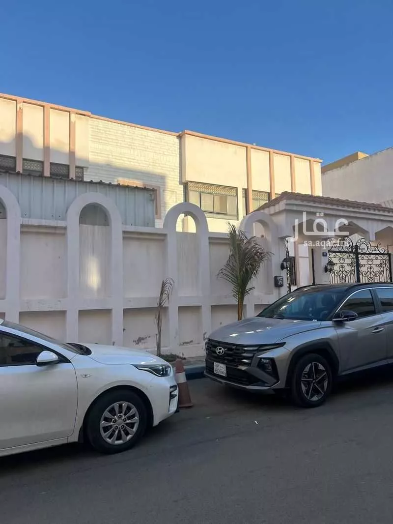 525 sqm building in Al Bawadi 1