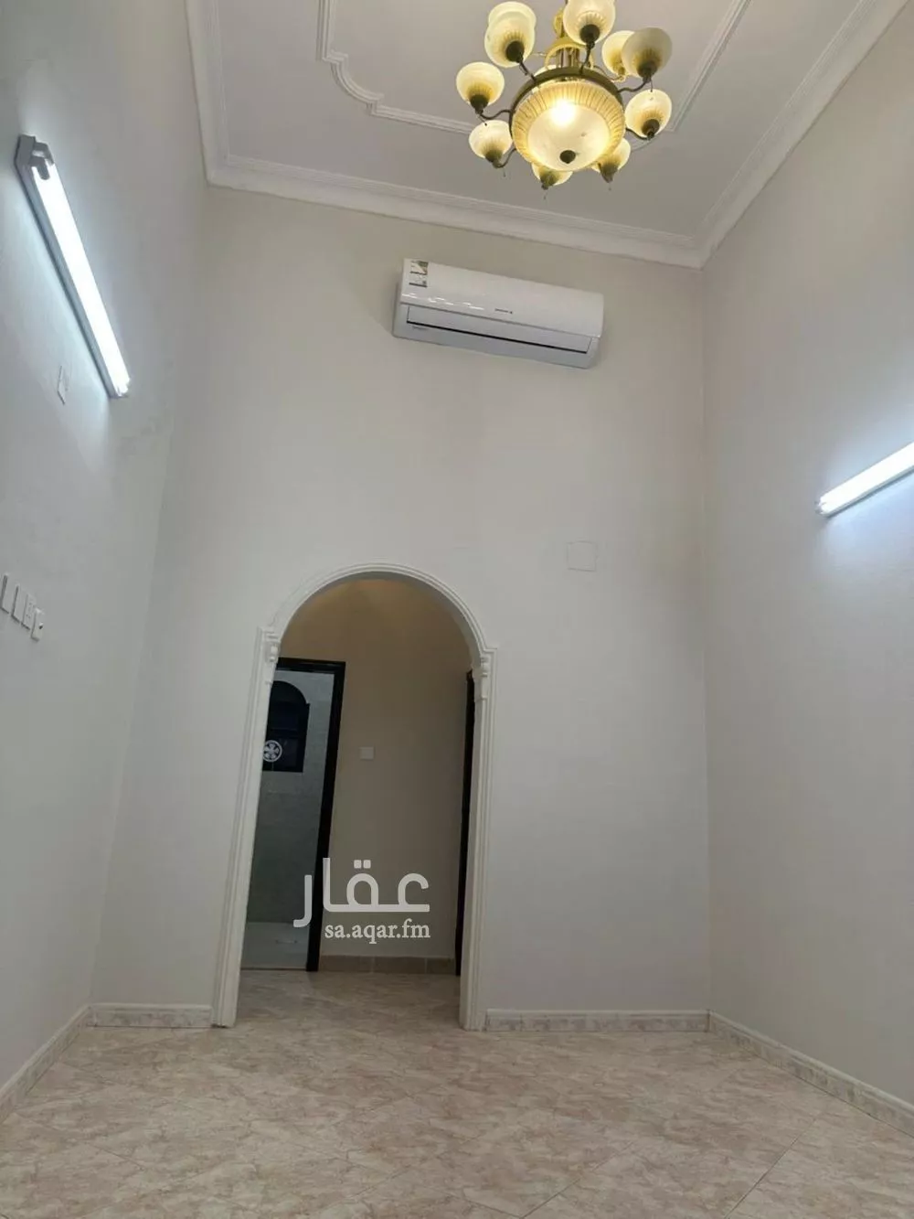 4 bedroom floor in Al Rabwa 5